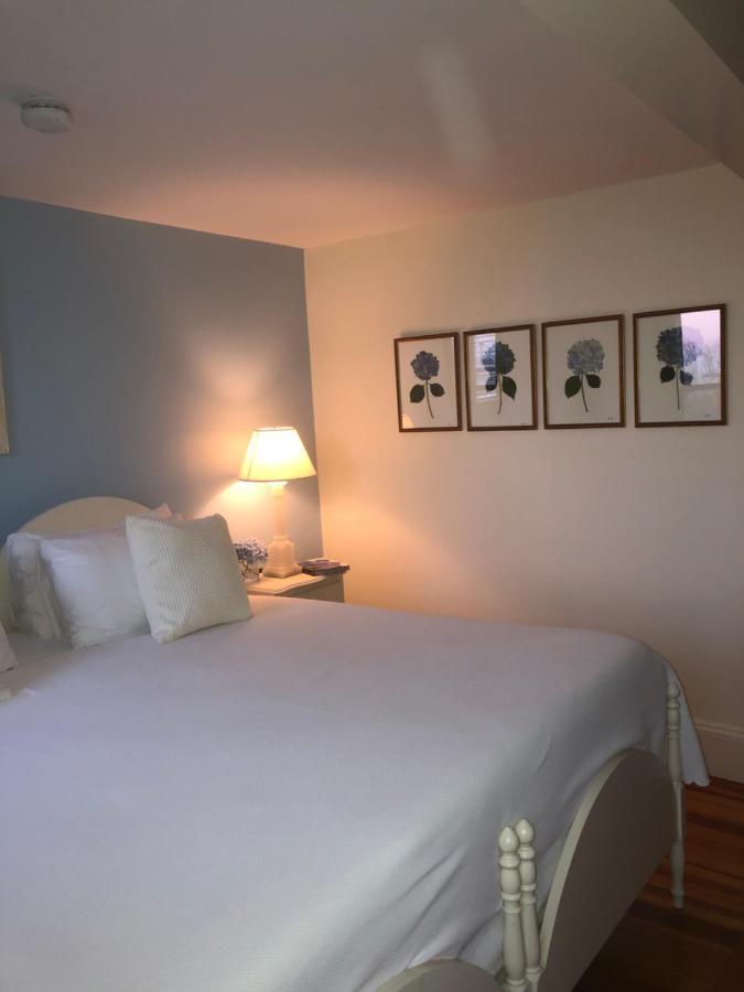 Cliff Lodge Нантакет Екстер'єр фото